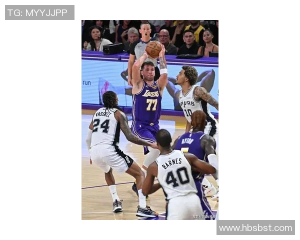 湖人五连胜！东契奇空砍35分，文班亚马六犯离场，湖人队险胜马刺